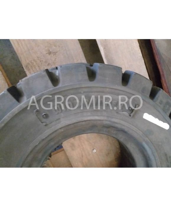 5.00-8 FORERUNNER qh304 solid std