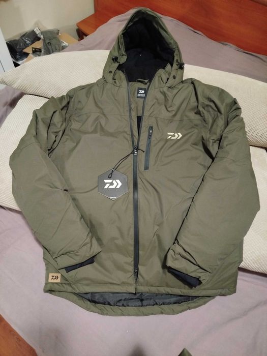 Daiwa Winter Suit/ N'zon Rain suit