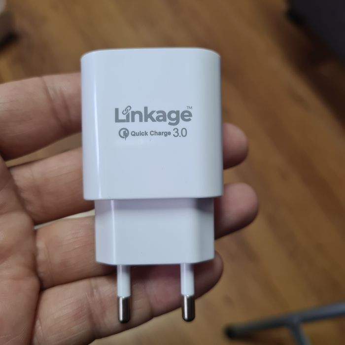 Адаптер за бързо зареждане 3a,18w,1usb