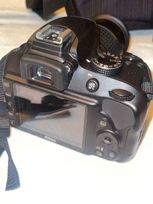 Camera Aparat Foto Video DSLR Nikon D3400 + geanta