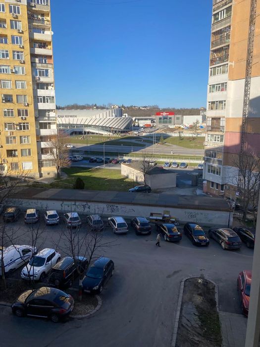 Продавам апартамент в Шумен