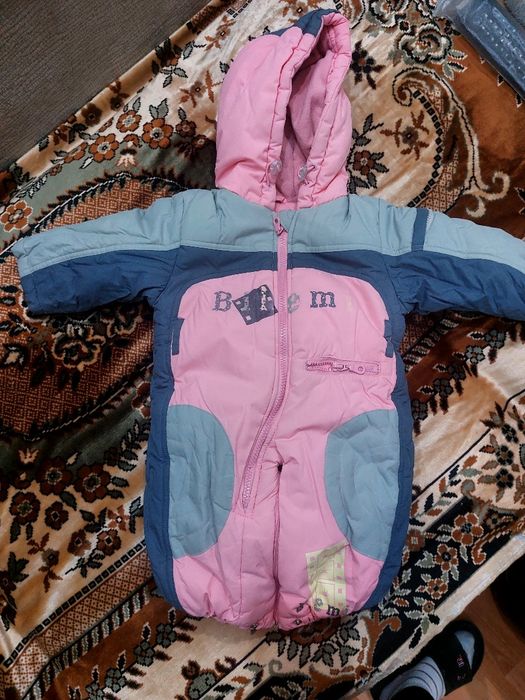 Продам зимние комбинезоны