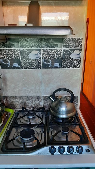 Срочно продаётся 2х комн квартира в центре