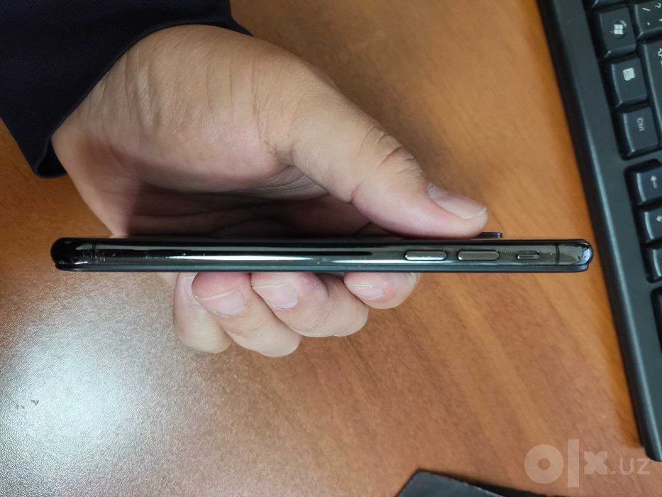 Продам Apple iPhone X 256 gb