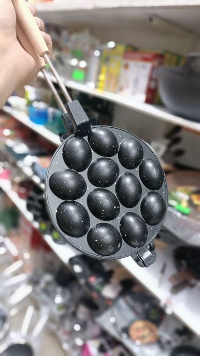 Yong'oq pishirish uchun qolip 2 xil rangda va 4 xil razmerda