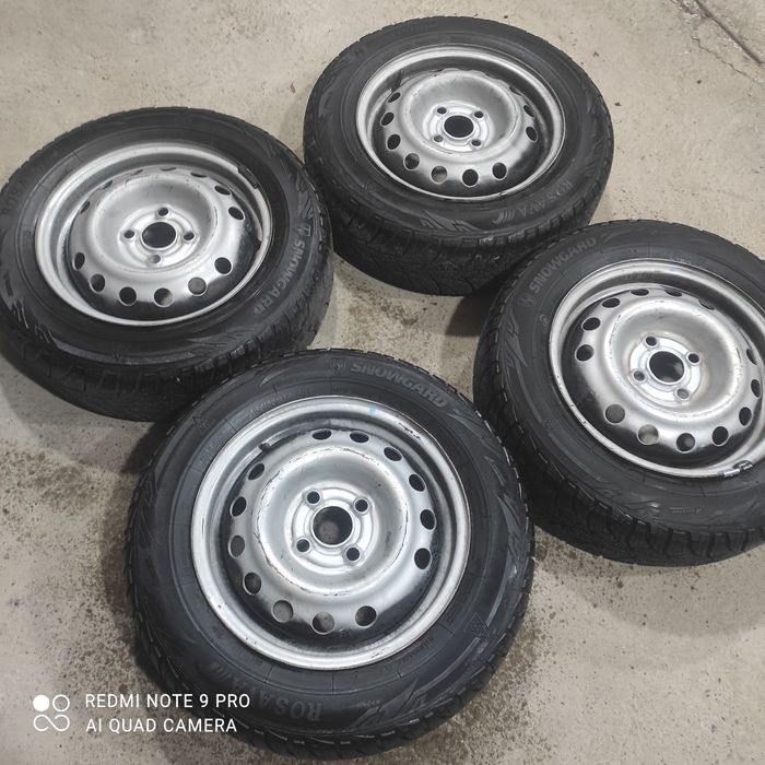 Продам зимние баллоны с дисками