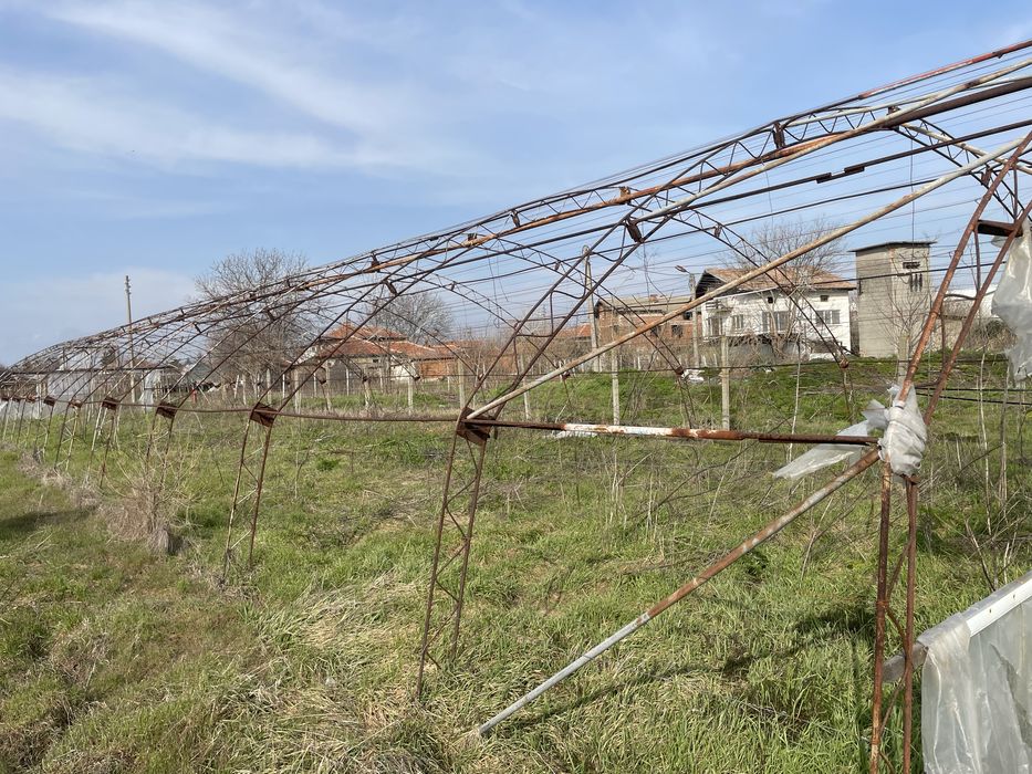 Продавам оранжерии
