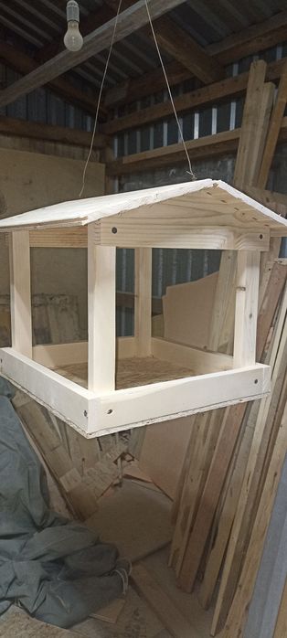 Скворечник кормушка для птичек