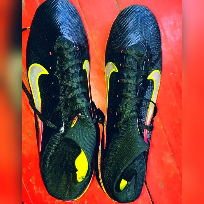 Nike AirZoom dan Butsi