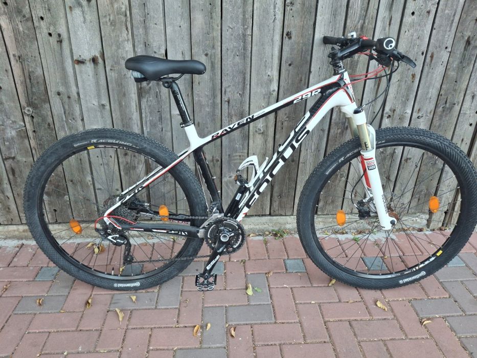 Bicicleta mtb Focus Carbon pe 29