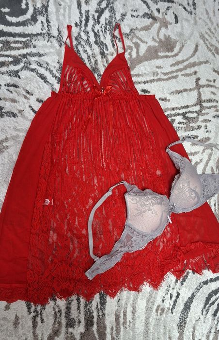 Продаётся пенюар и лифчик в отличном состоянии