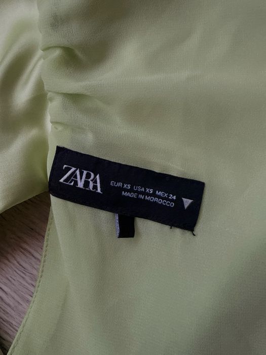 Топ с гол гръб ZARA