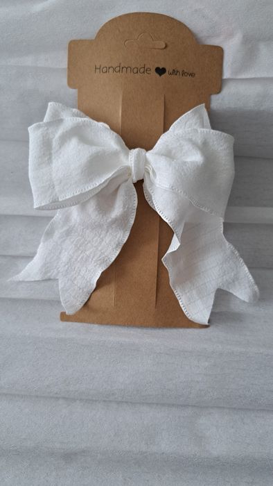 Ръчно изработени аксесоари за коса