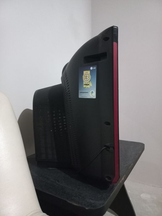 Телевизор LG Ultra Slim