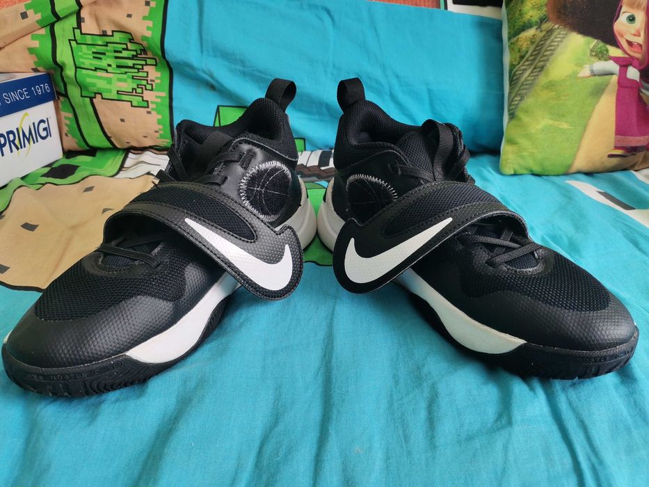 Bascheți Nike 38