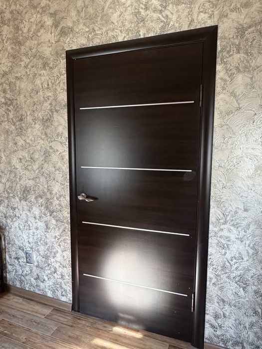 Продам двери комплект
