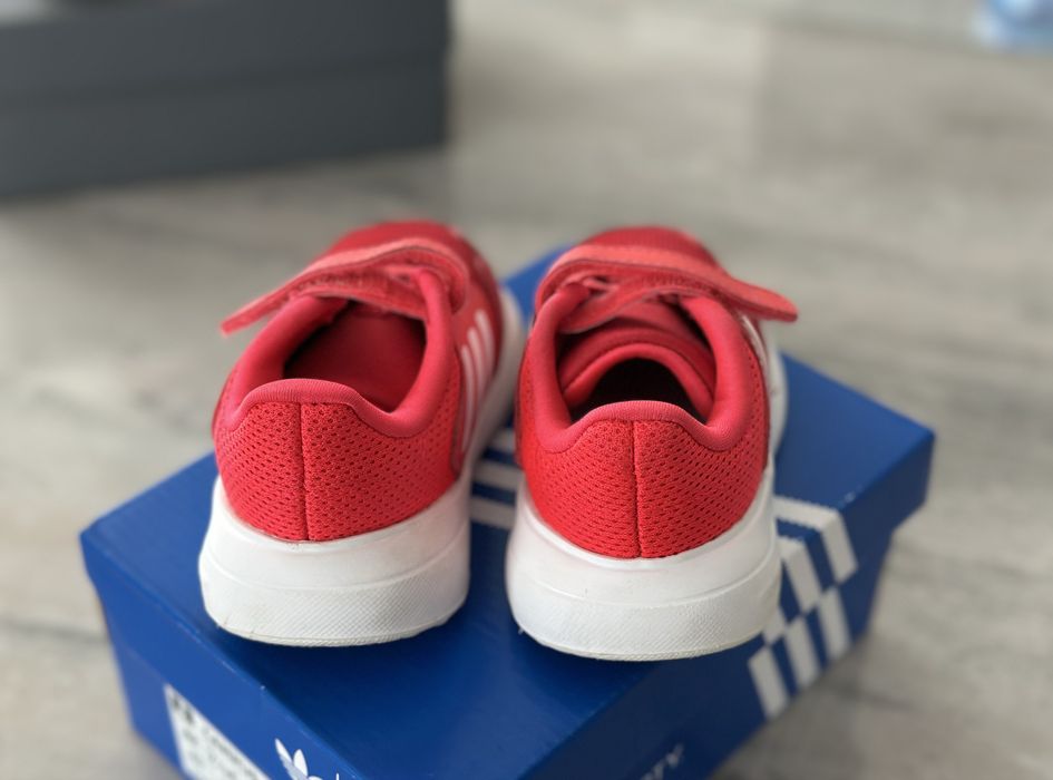 Детски Оригинални маратонки “Adidas”