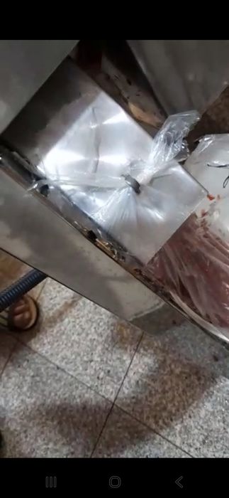 Masina de pasta de macese Masina de tocat rosii intregi passatrice suc bulion