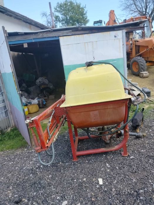 Пръскачка навесна