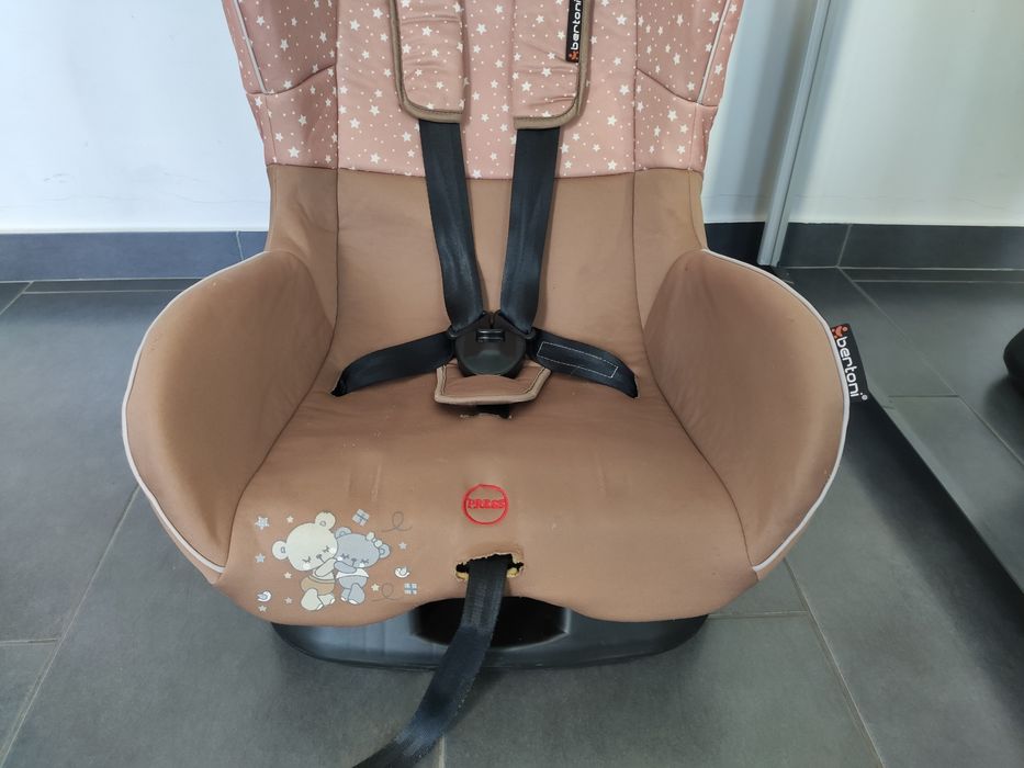 Scaun auto pentru copii intre 0 și 18 kg