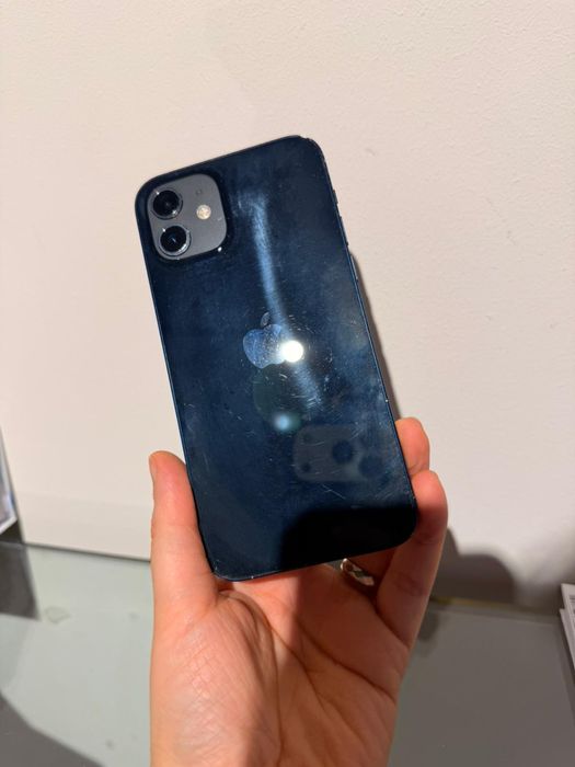 Iphone 12 - difuzor defect