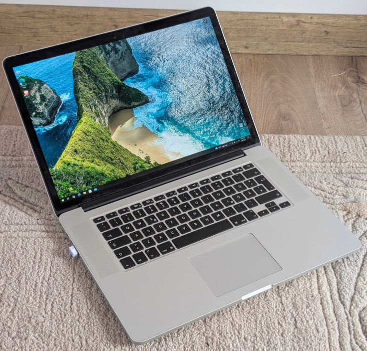macbook pro 15 2015 • Anunturi gratuite • OLX.ro
