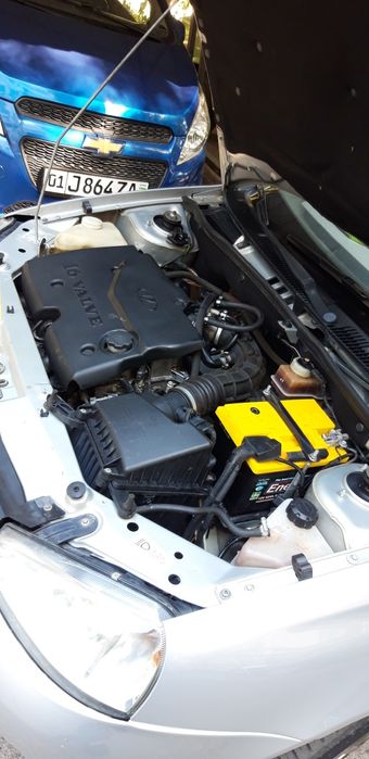 продаеться лада калина 1 , в хорошем состояний