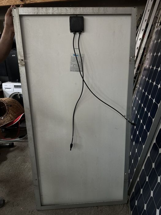 Фотоволтаични панели със стойки