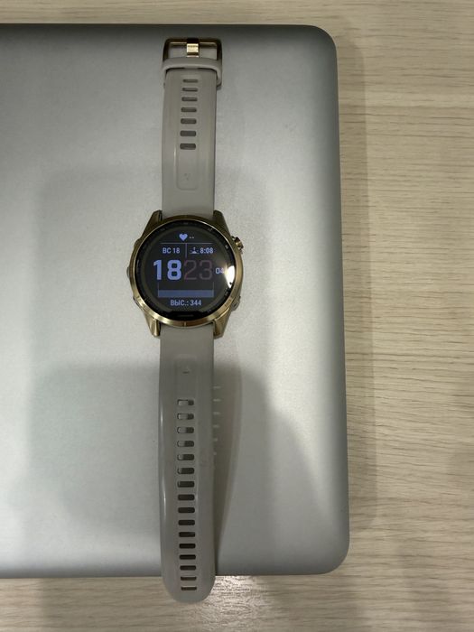 Garmin Fenix 7s Sapphire Solar