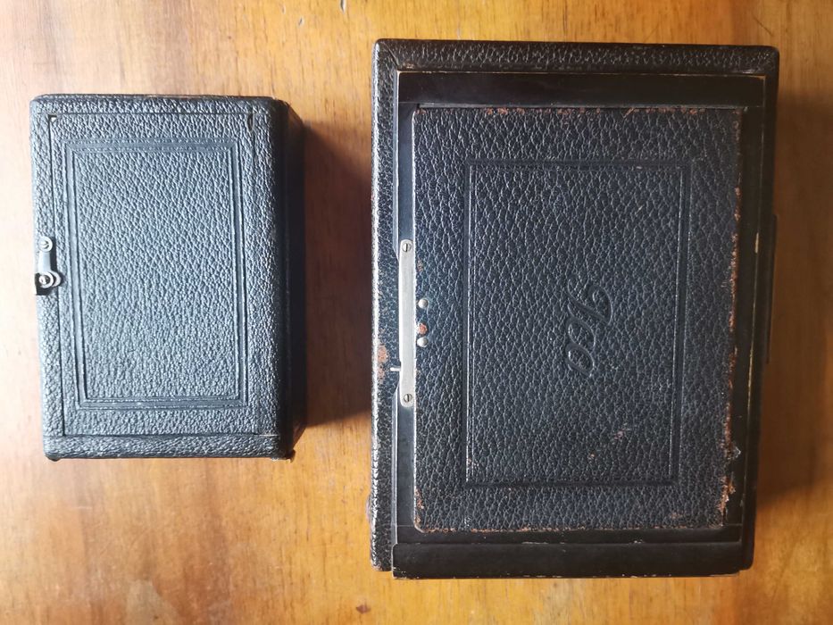 Aparate foto cu burduf - cadoul perfect pentru cei dragi