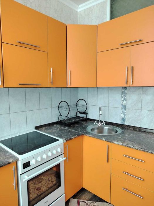 Продам 2-х квартиру в кирпичном доме на 2/4 эт пр.Н.Назарбаева д.44