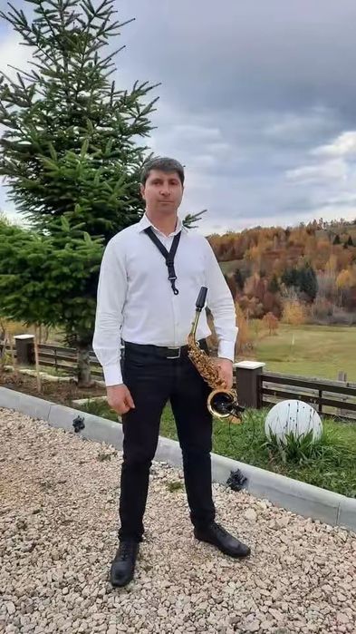 Formație pentru nunți în județul Brașov.