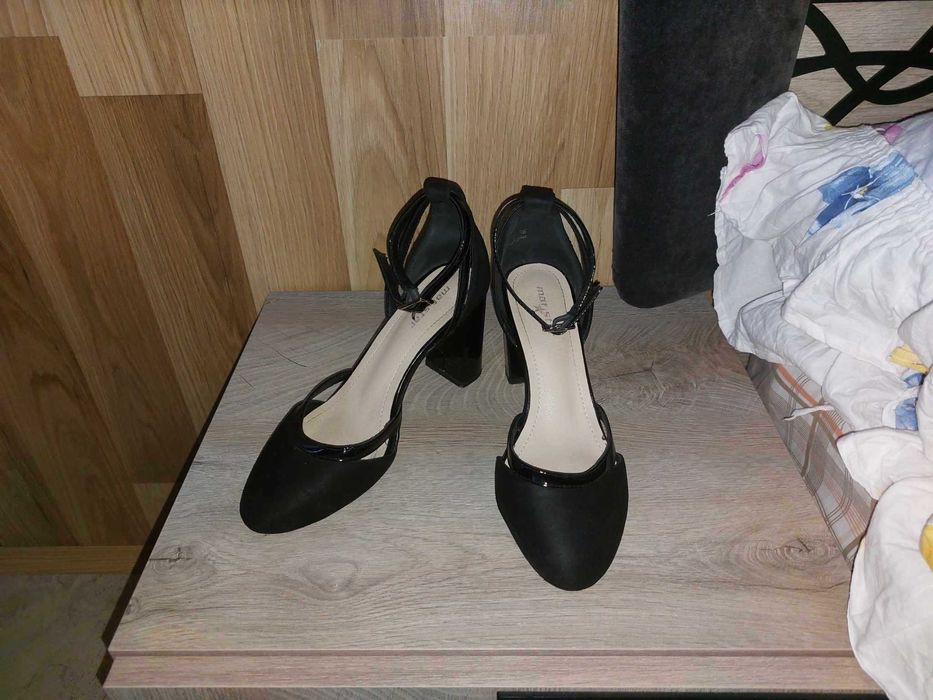 Дамски официални обувки