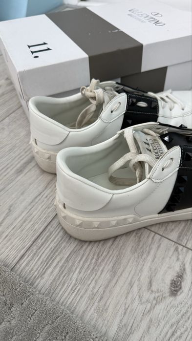 Обувки Valentino Garavani Rockstud