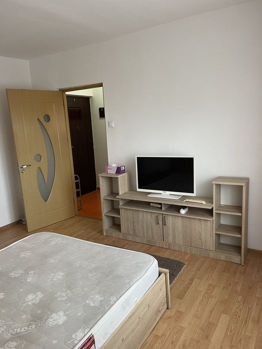 Garsoniera de inchiriat-Valea Rosie  str Caracal