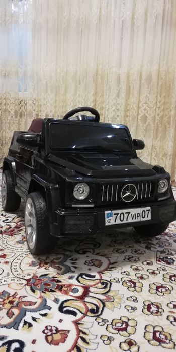 Продам детский автомобиль