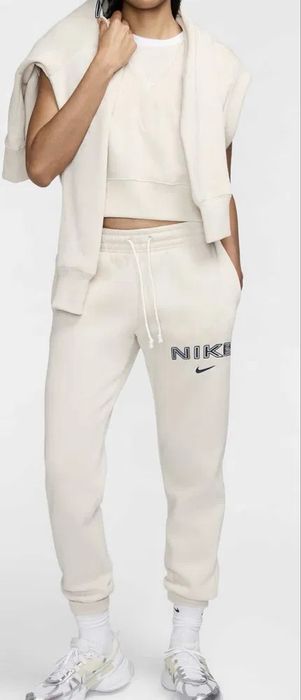 Дамски Комплект Nike
