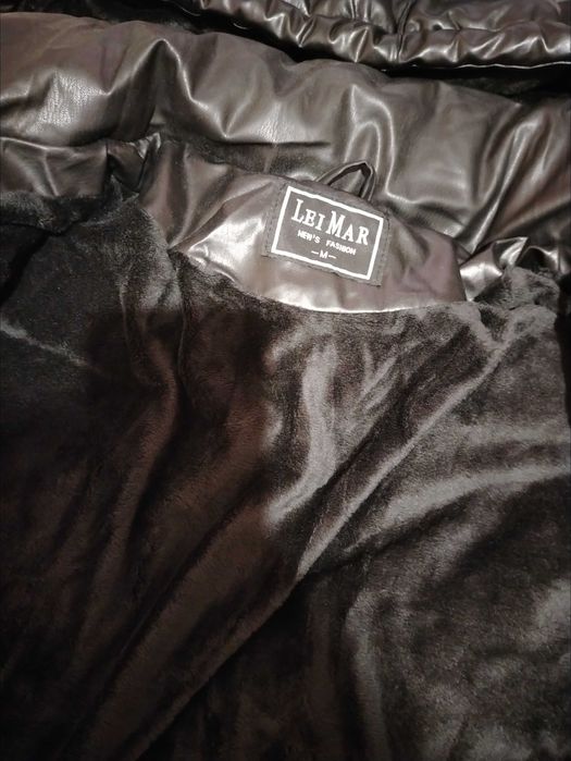 Дамско кожено яке М размер