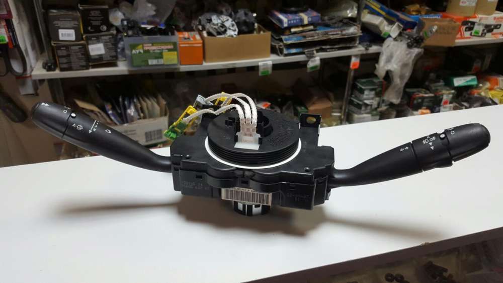 Продам переключатель подрулевой