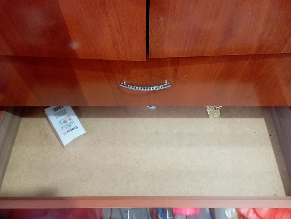 Продам два шкафа