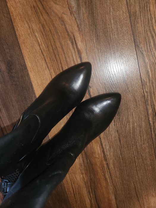 Дамски ботуши 37н нови