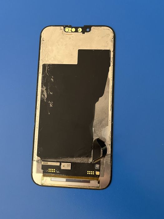 Оригинальный б/у экран на iphone 13