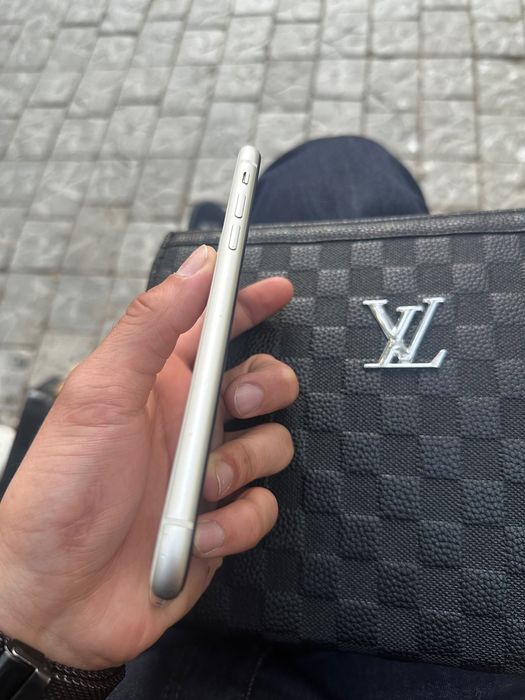 Iphone 11 без ремонт