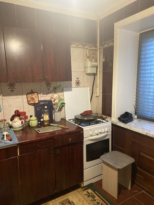 Продам 1 комн квартиру  СКГУ