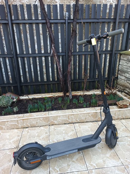 Тротинетка Xiaomi 250 W