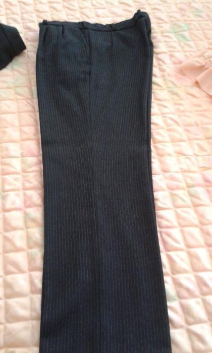 Стилен мъжки костюм