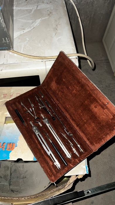 винтажный набор чертежных инструментов из СССР