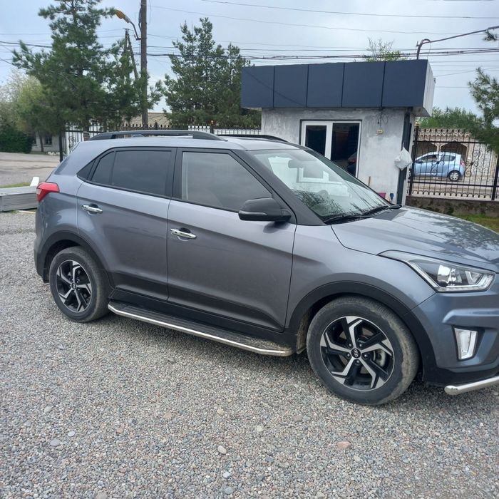 Автомобиль HYUNDAI CRETA 2.0