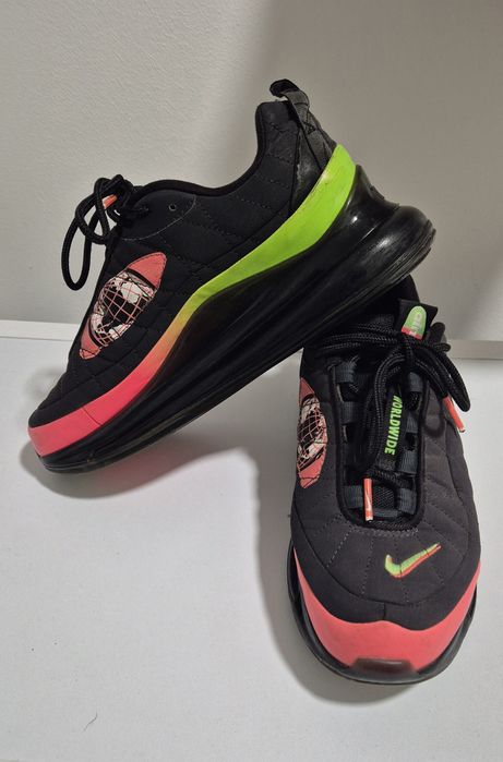 Adidasi originali Nike 720