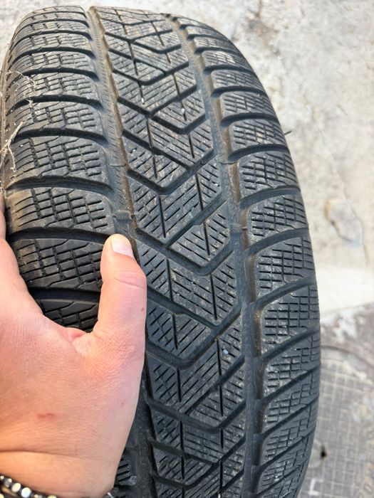Anvelope IARNA 235/60 R18